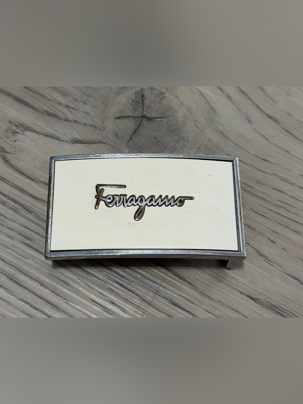 Salvatore Ferragamo Vintage Belt Buckle In White Leather And Silver EUC Rare